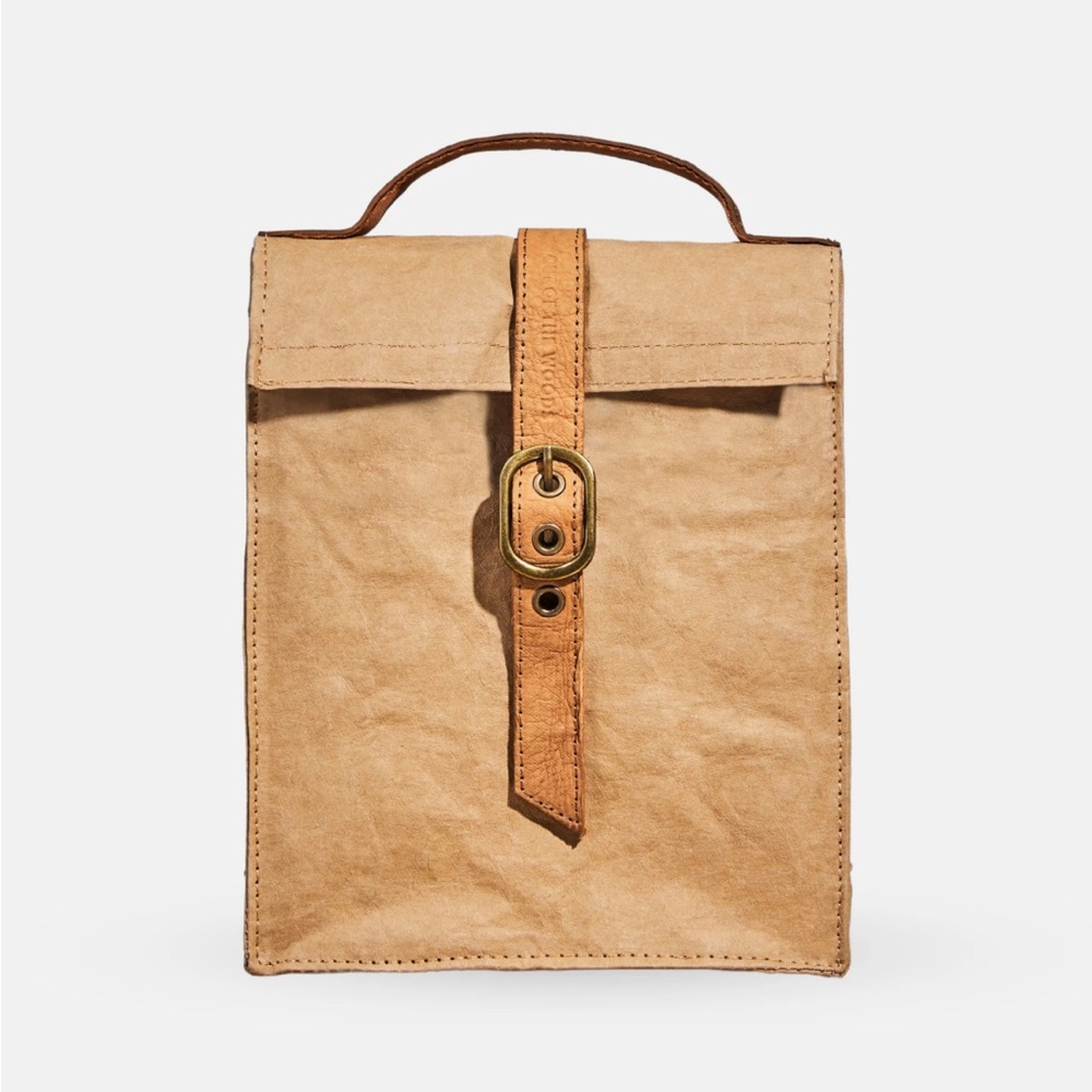 Eco-Friendly Washable
Paper Bag Lunch Cooler